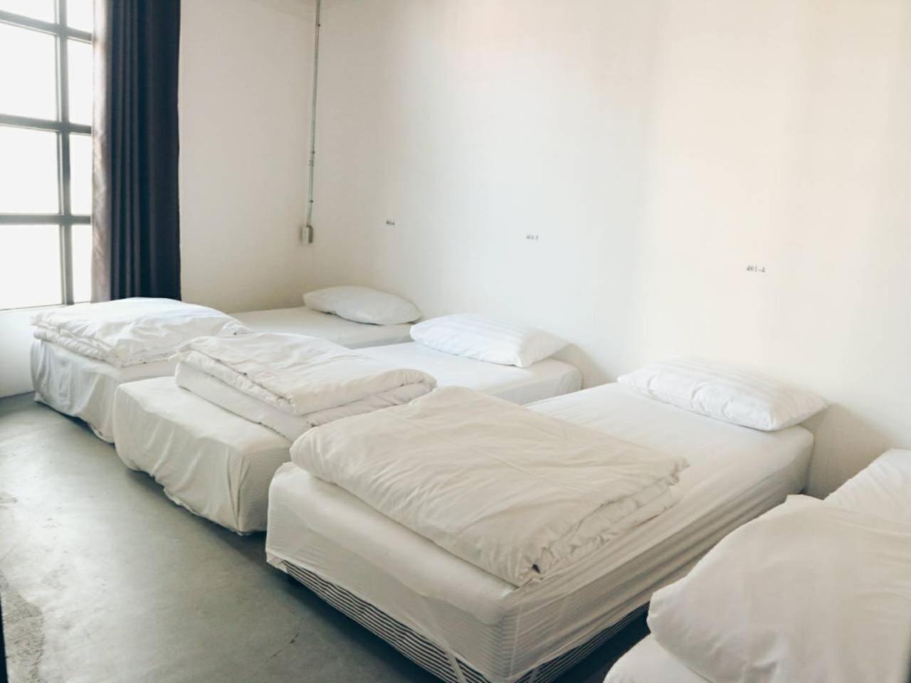 Hugnur Hostel And Coffee Chiang Mai Buitenkant foto